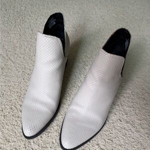 Steve Madden Cream Heeled Boots